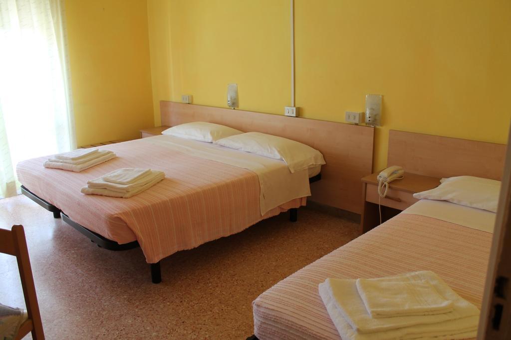 Hotel Ninfea Cervia Ngoại thất bức ảnh