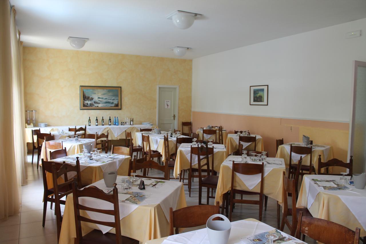 Hotel Ninfea Cervia Ngoại thất bức ảnh