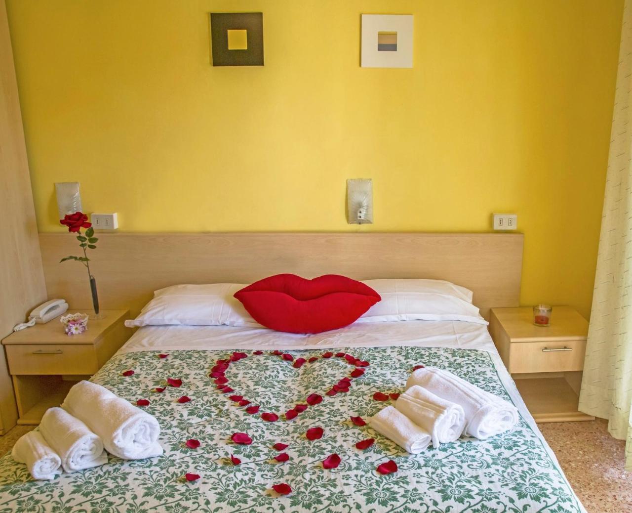 Hotel Ninfea Cervia Ngoại thất bức ảnh